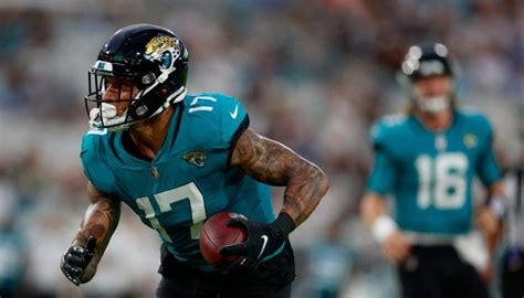 Líneas diarias NFL con Cuotas y Spread .